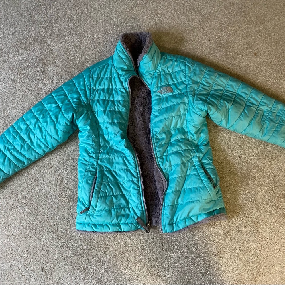 North face reversible Mossbud jacket kids size 10/12
